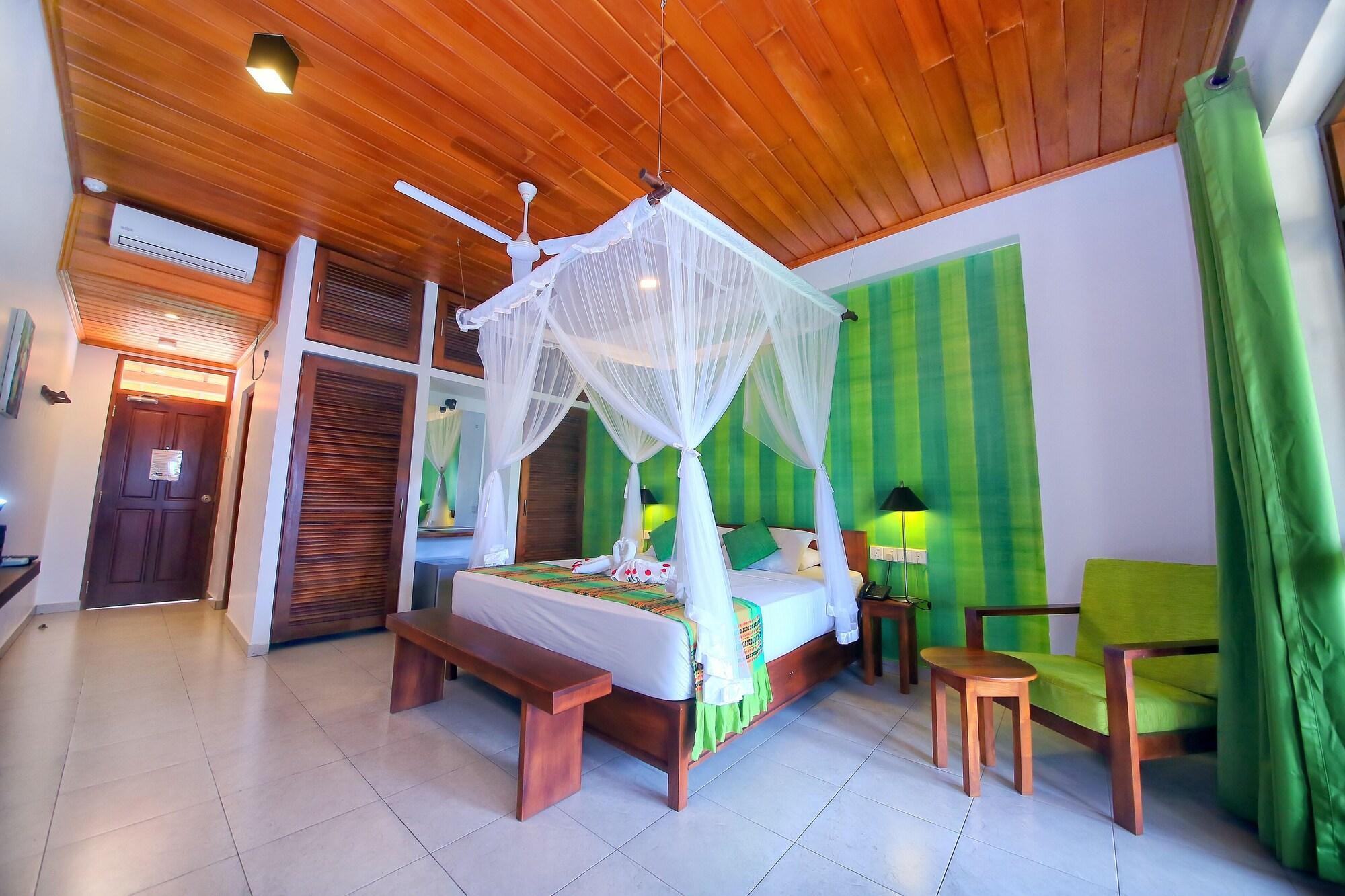 Rockside Beach Resort Бентота Екстер'єр фото