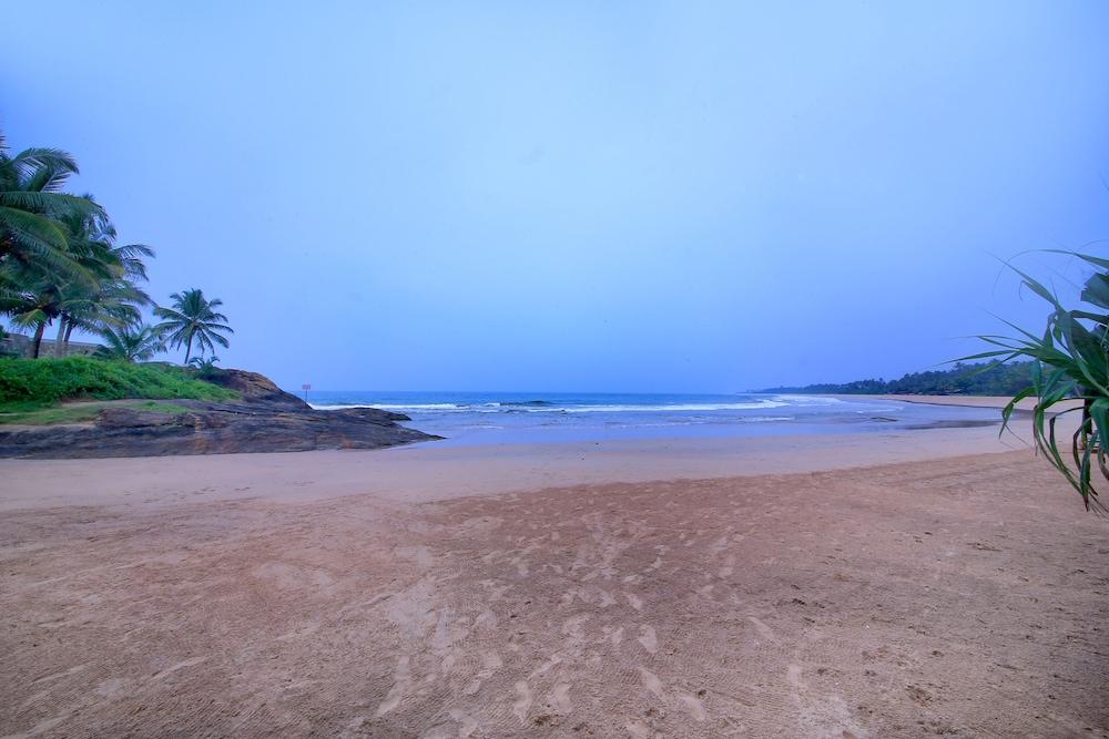 Rockside Beach Resort Бентота Екстер'єр фото