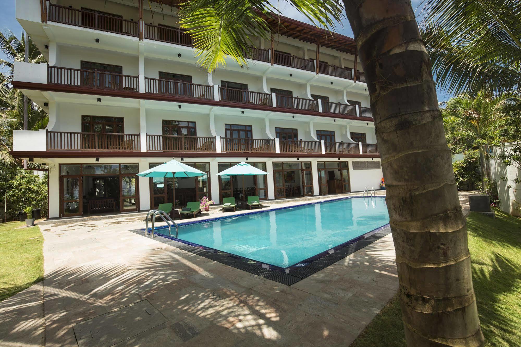 Rockside Beach Resort Бентота Екстер'єр фото